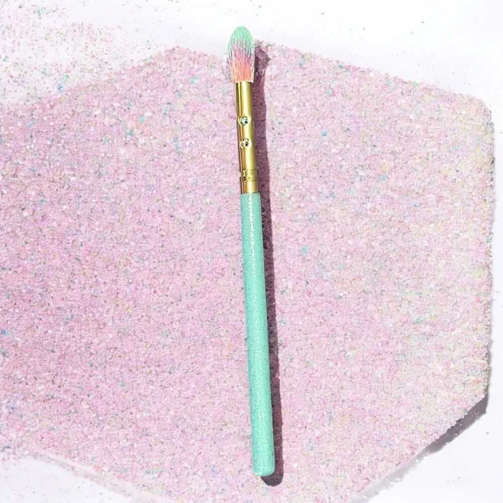 SLMISSGLAM OB05 Rainbow Eye Brush NWOB 1 ct New In Package